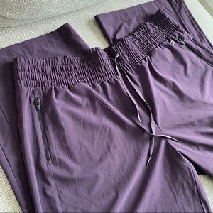 NWOT GapFit Studio Wide Leg Pants New Vineyard